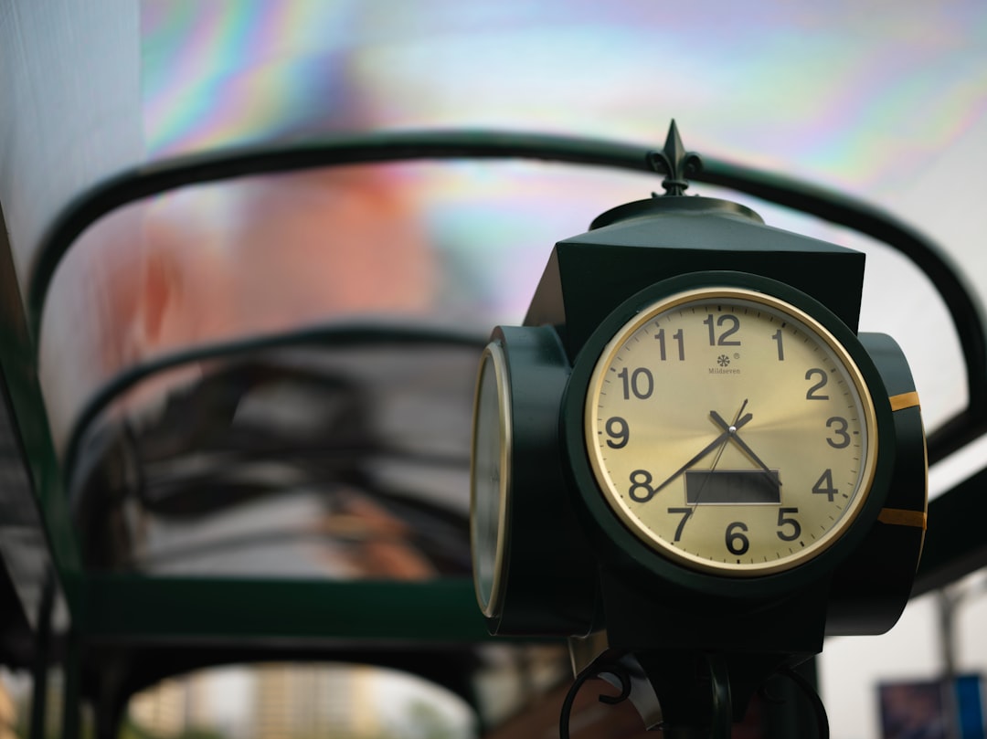 Het getal 23:23 en zijn bijzondere betekenis in het dagelijks leven