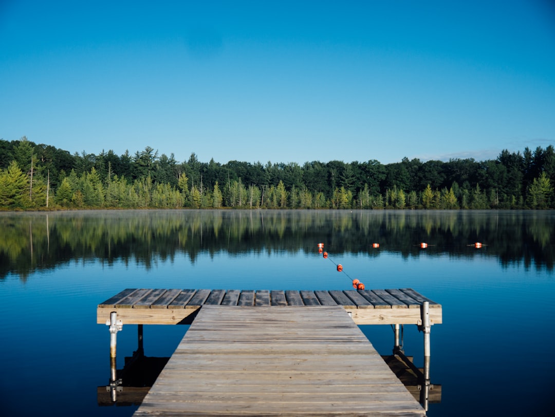 Meren: water, natuur en avontuur op aarde